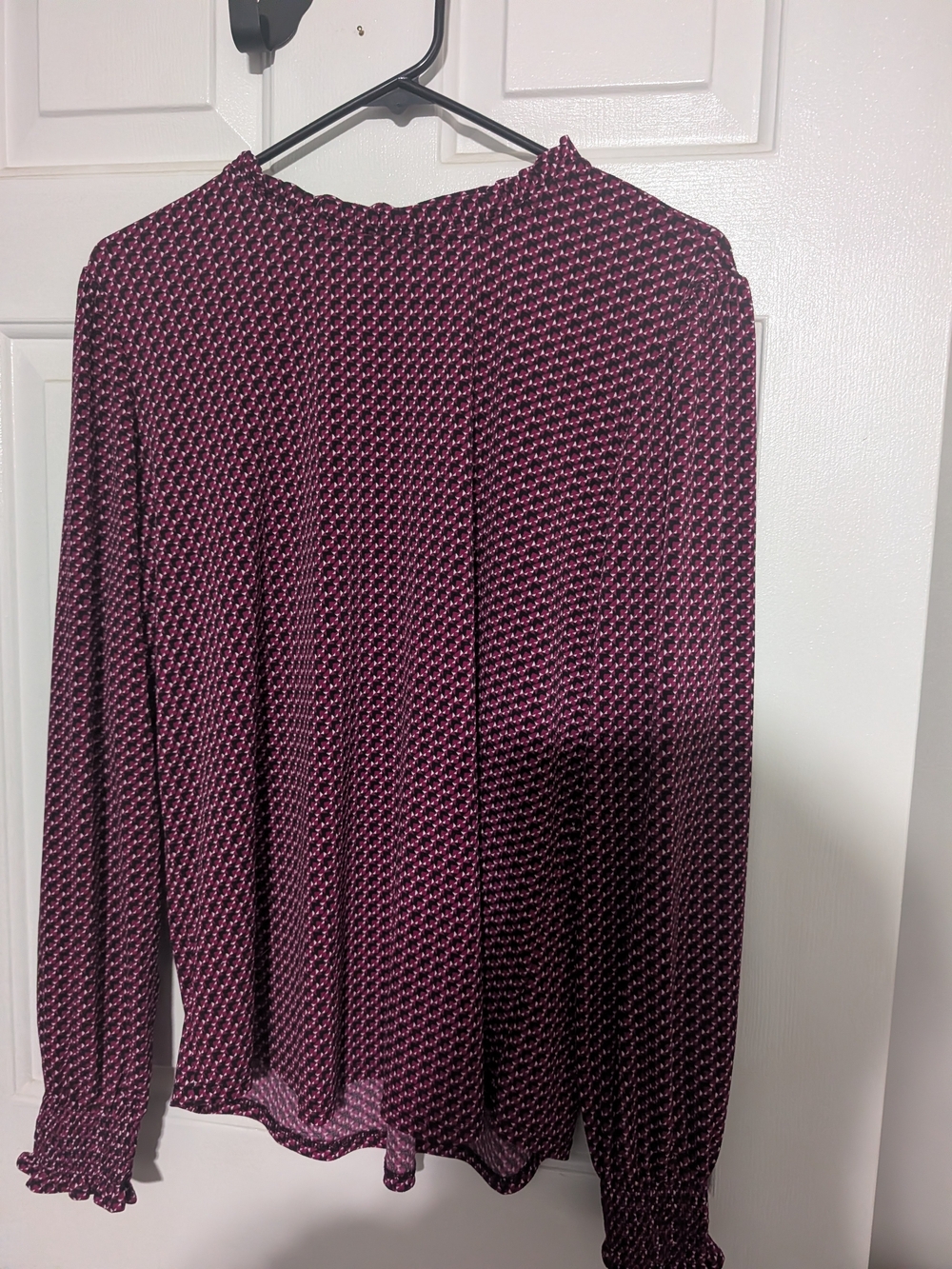 Adrianna Papell Ruffle Mock Neck Smocked Cuff Blouse Berry Geometric Large
